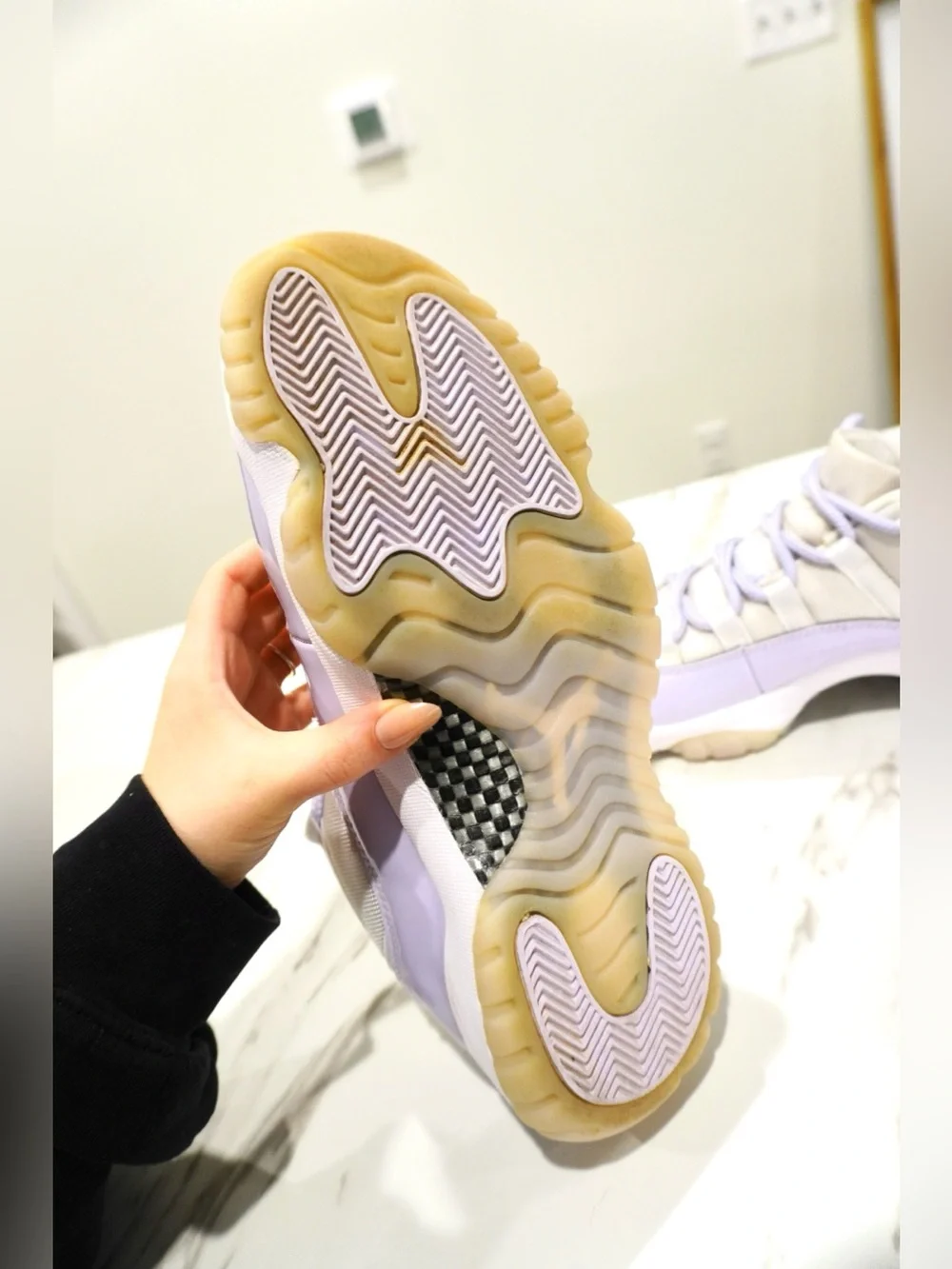 Air Jordan 11 Retro Low 'Pure Violet Mens 11.5